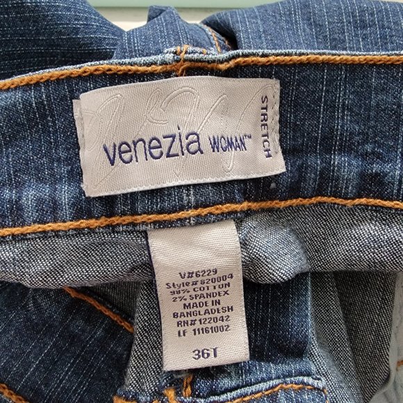 36 Tall Plus Venezia Woman Medium Wash Stretch Blue Denim Jeans NWT - Picture 7 of 10